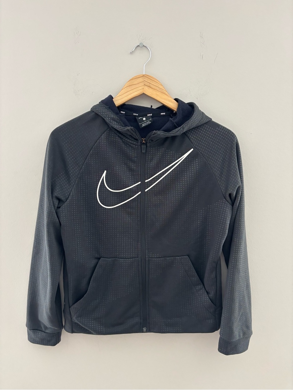Nike Dri-FIT Youth Large Black Full Zip Hoodie Oversized Swoosh Athletic Jacket